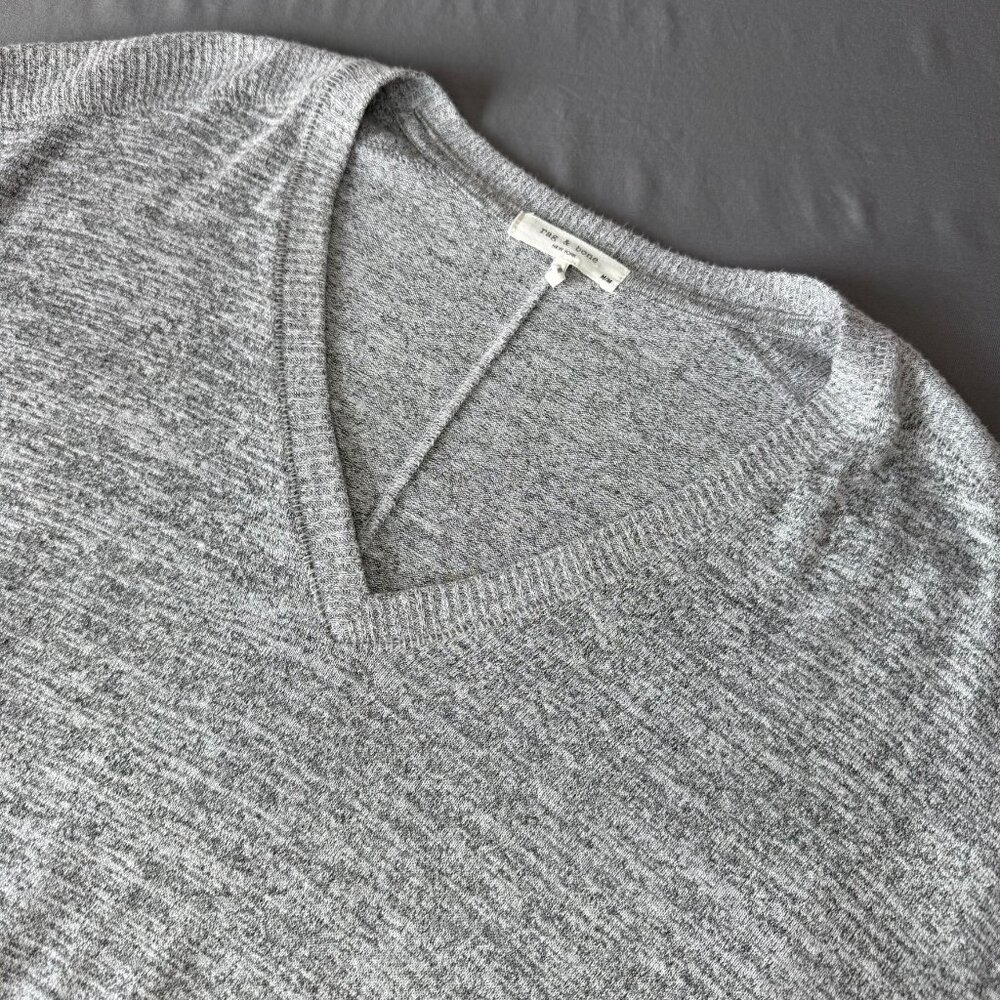 Rag & Bone Grey Avryl V-Neck T-Shirt Short Sleeve Casual Women's Medium Preppy